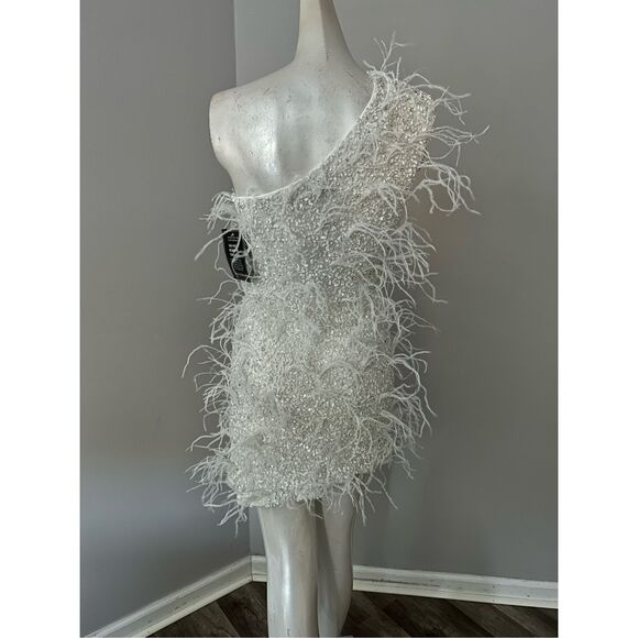 NWT Retrofete One Shoulder Sina Ostrich Feather Bodycon Mini Dress White Small $ - Picture 11 of 15